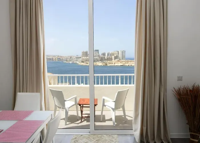 Harbour Gem Sea View 6 By Vallettastay *